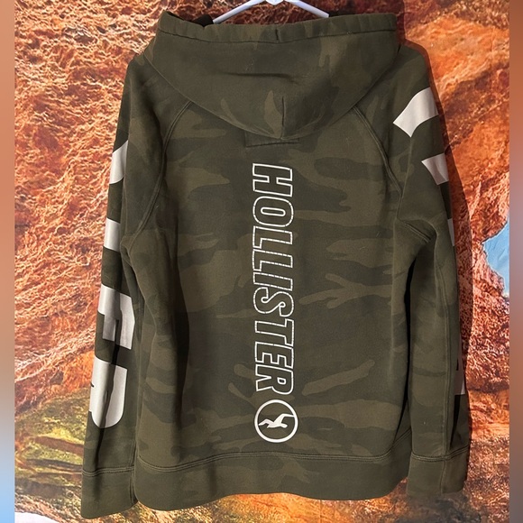Hollister Print Logo Camo Hoodie Sweatshirt - Picture 9 of 14